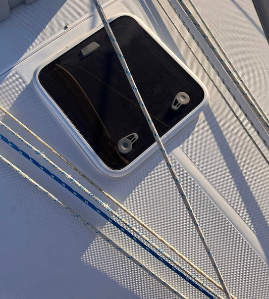 Hatch Covers - Mid Ship Under Boom